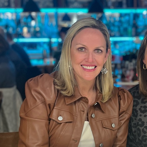 Meet your Posher, Kate - Picture 1 of 1